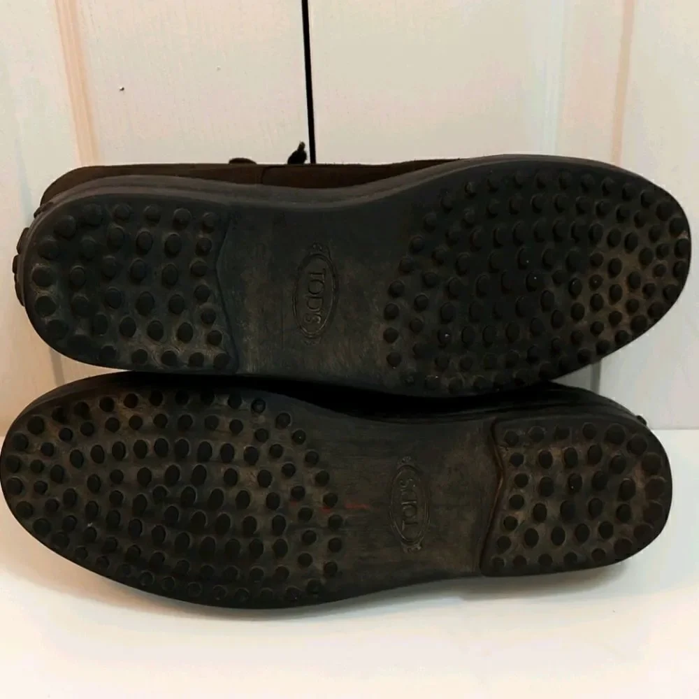 Tod's Shearling Lined Nubuck Chukka Boots 9.5